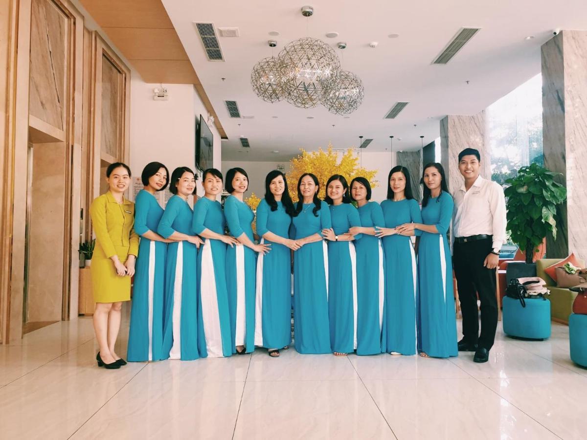 Cordial Hotel Da Nang Esterno foto