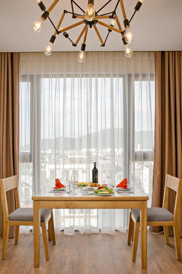 Cordial Hotel Da Nang Esterno foto
