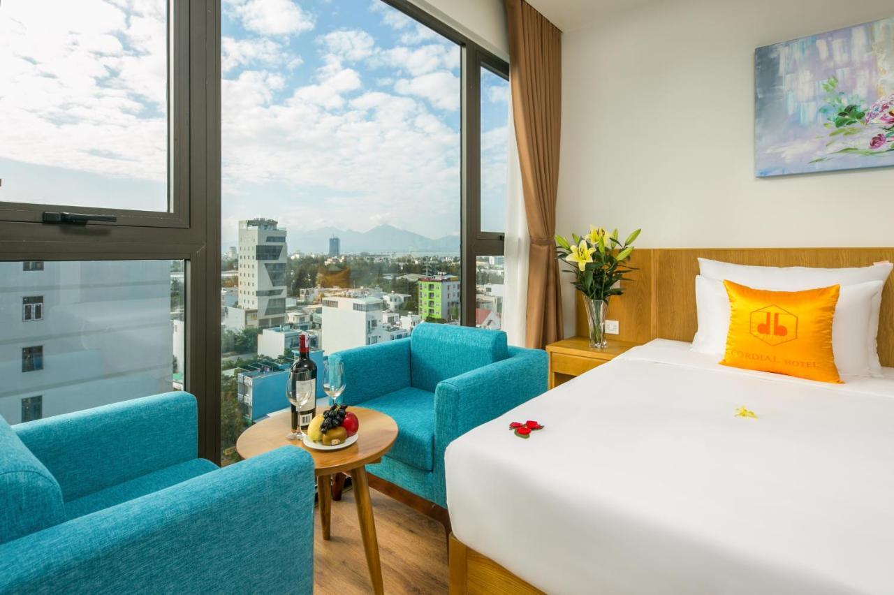 Cordial Hotel Da Nang Esterno foto